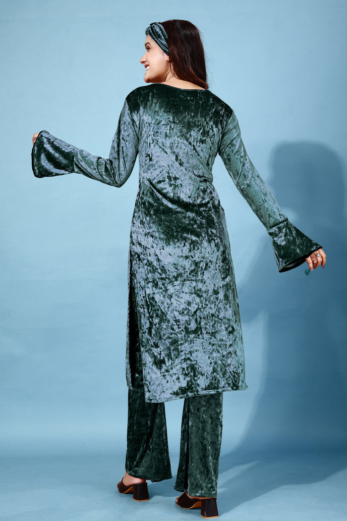 Korean Velvet Ethnic Suit With Matchinng Headband