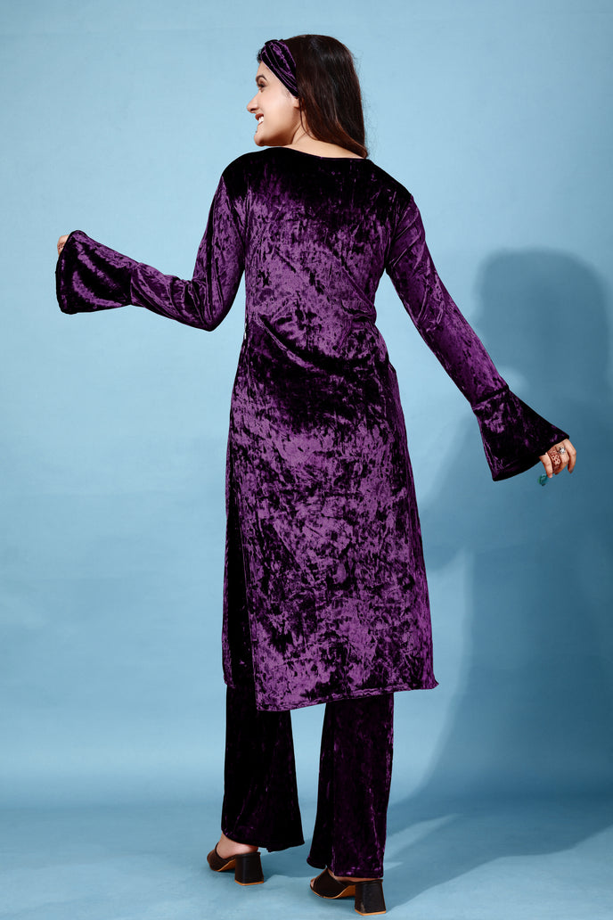 Korean Velvet Ethnic Suit With Matchinng Headband