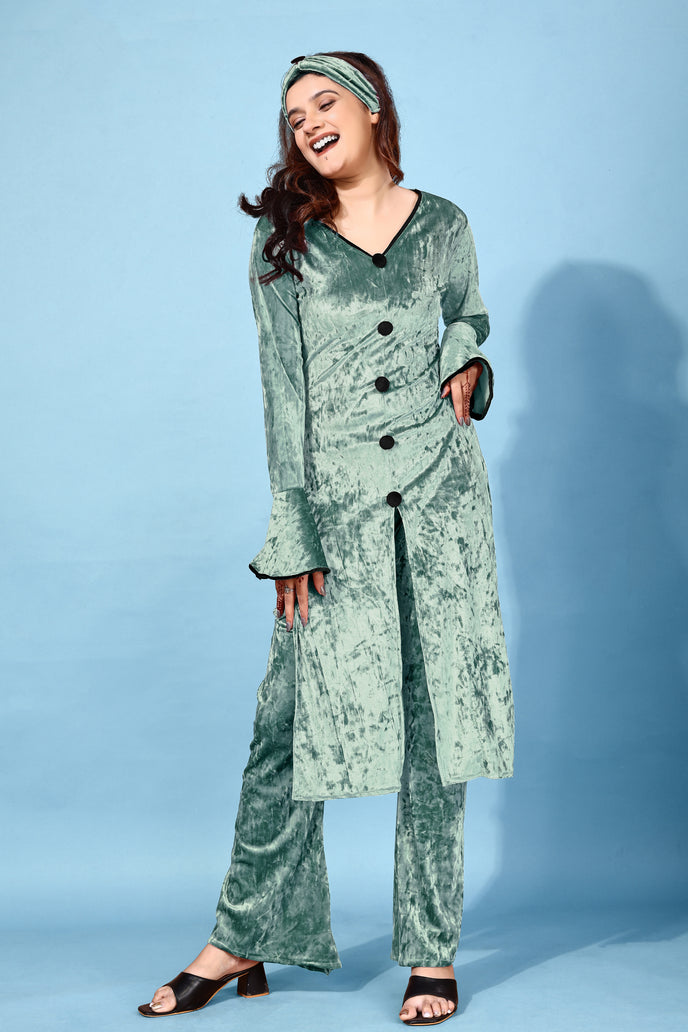 Korean Velvet Ethnic Suit With Matchinng Headband