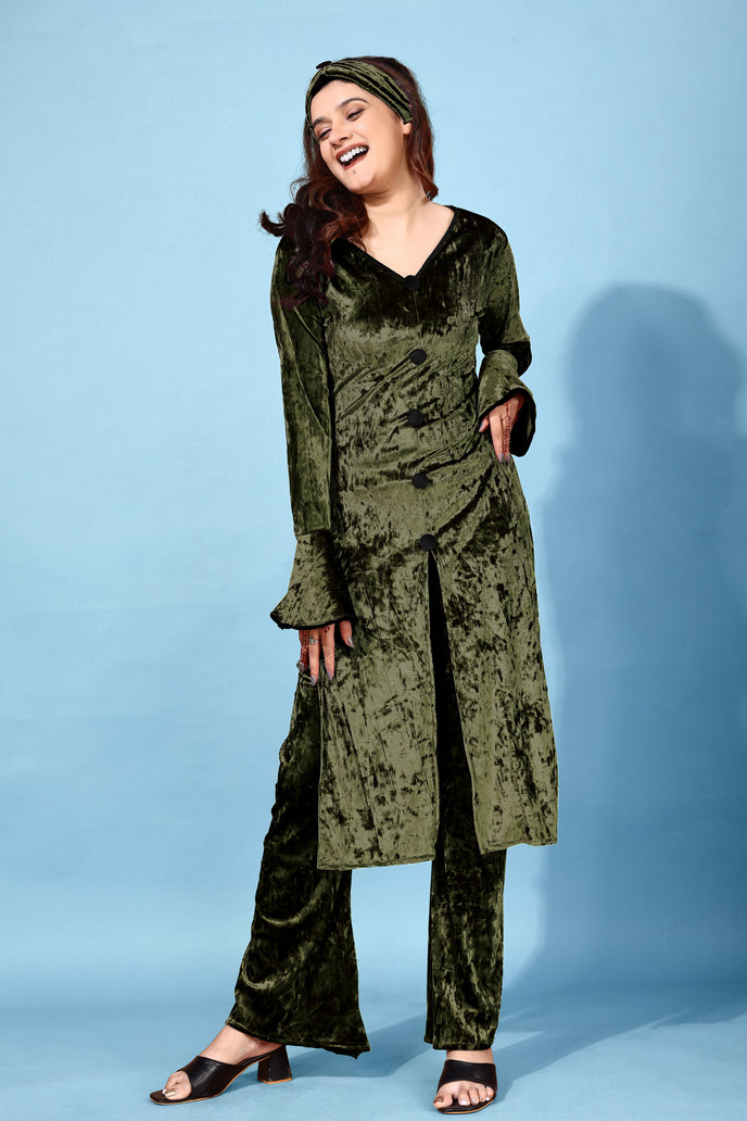 Korean Velvet Ethnic Suit With Matchinng Headband