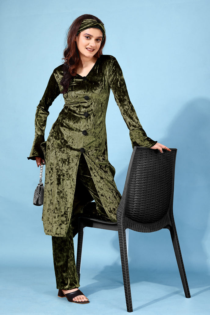 Korean Velvet Ethnic Suit With Matchinng Headband
