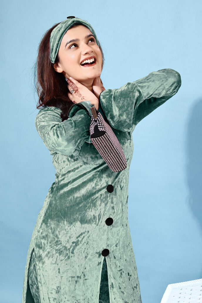 Korean Velvet Ethnic Suit With Matchinng Headband